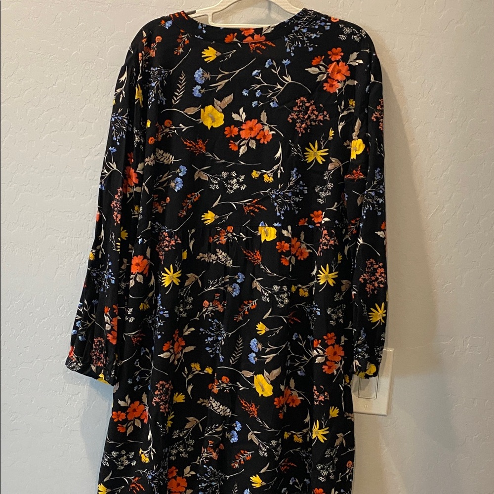 Old Navy Black Floral Long Sleeve Dress - Picture 5 of 7